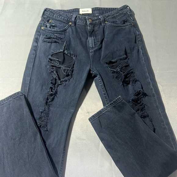 Men’s rolla’s 30 x 32 tapered slim fit